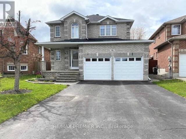 15 DUNSMORE LANE Barrie Ontario, L4M 7A1