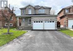 15 DUNSMORE LANE | Barrie Ontario | Slide Image One