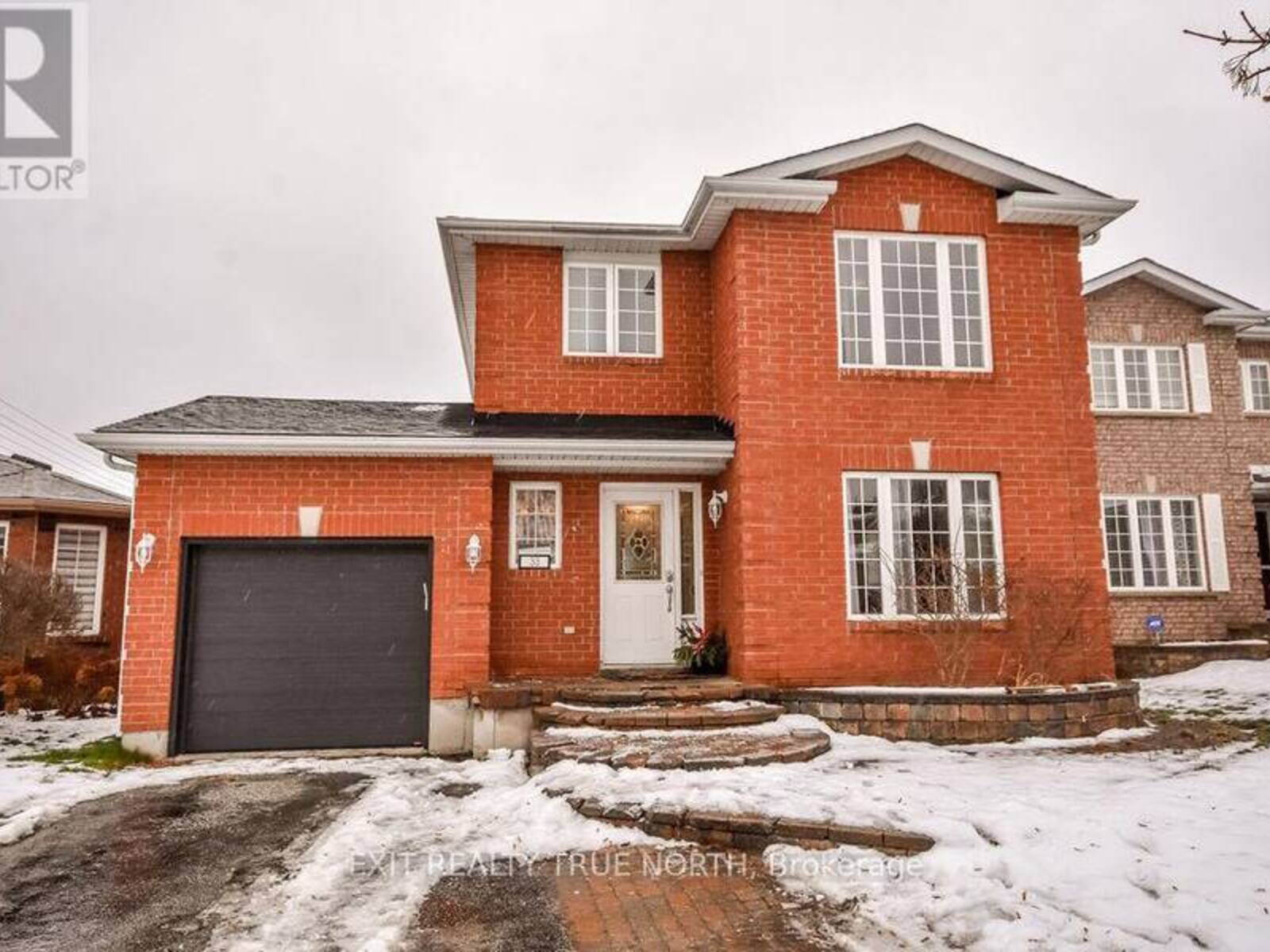 33 BROWN WOOD DRIVE, Barrie, Ontario L4M 6N5