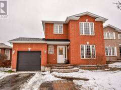 33 BROWN WOOD DRIVE Barrie Ontario, L4M 6N5