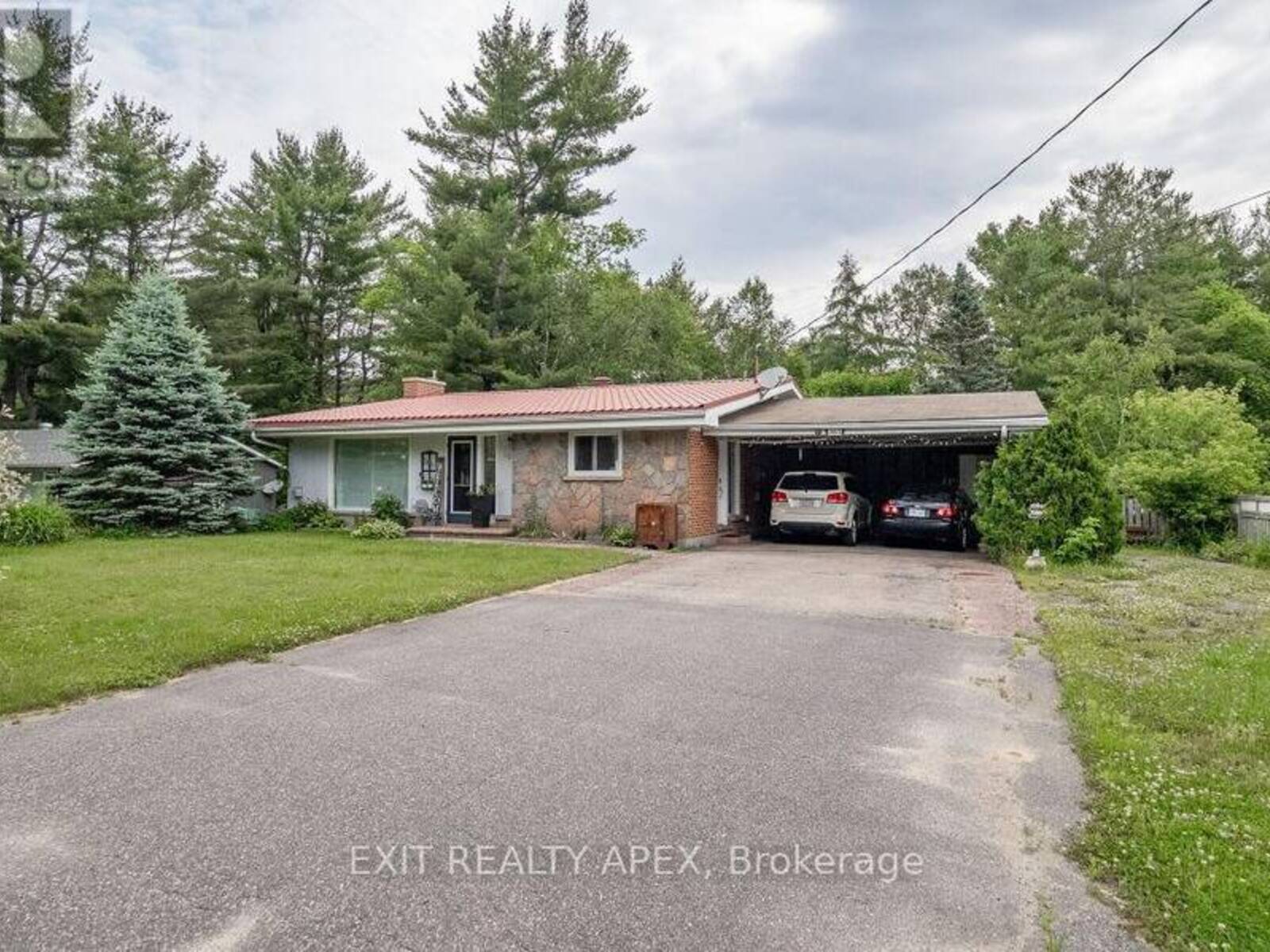 365 WELLINGTON ST N, Bracebridge, Ontario P1L 1B6