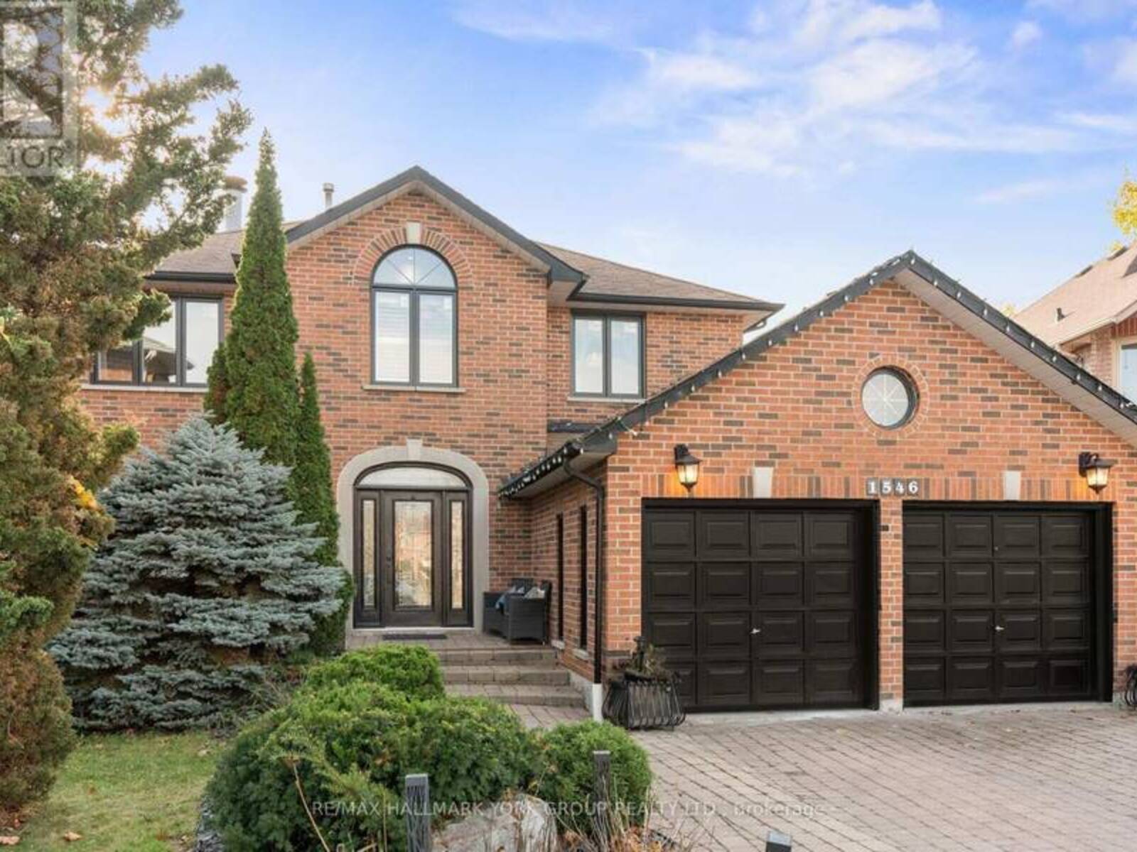 1546 MELDRON DRIVE, Pickering, Ontario L1V 6T2