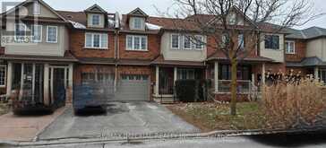 282 COACHWHIP TRAIL | Newmarket Ontario | Slide Image Three