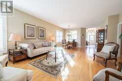 137 LONG STAN | Whitchurch-Stouffville Ontario | Slide Image Nine