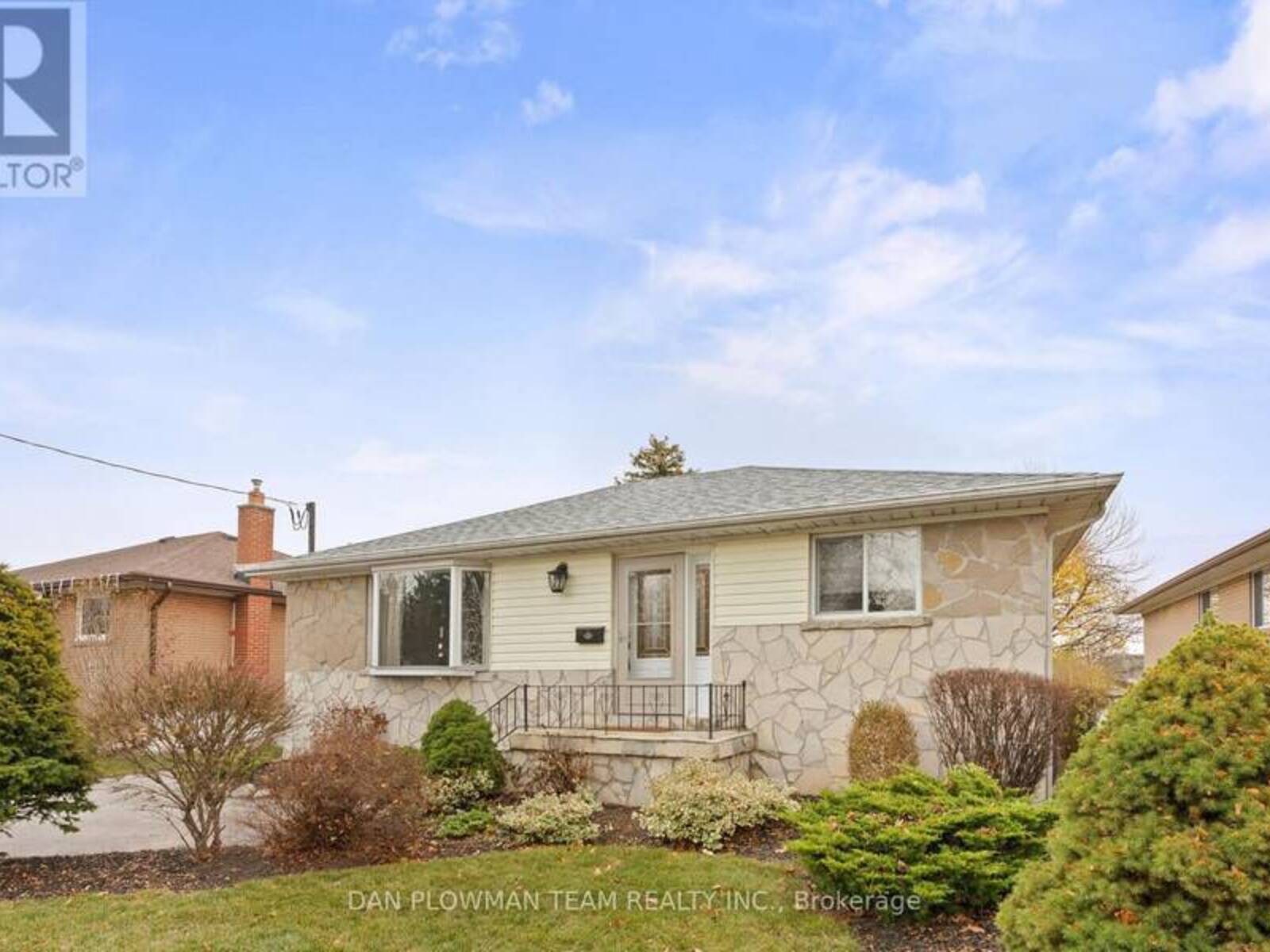 1451 BALA DRIVE, Oshawa, Ontario L1J 3T6