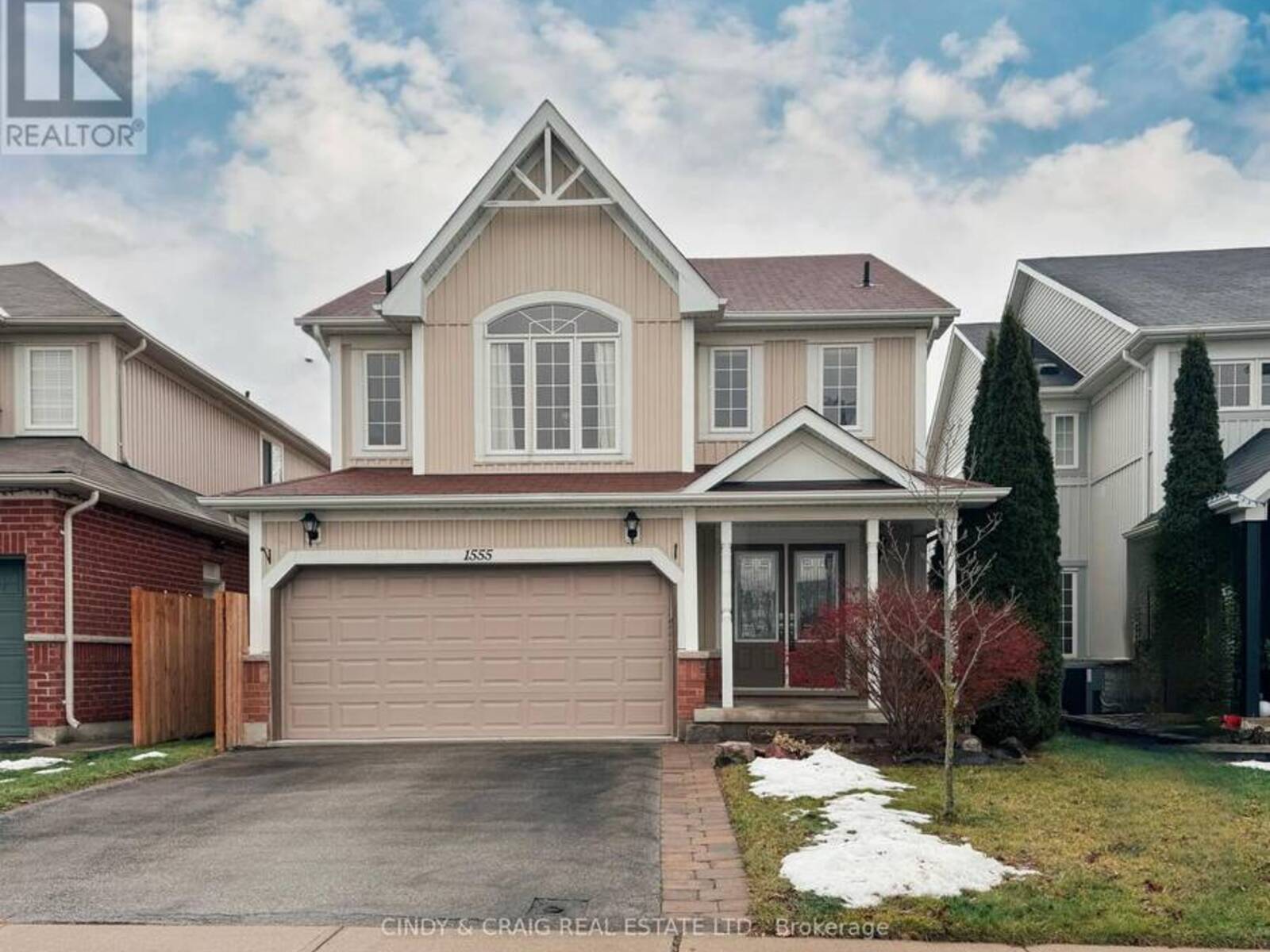 1555 GLENBOURNE DRIVE, Oshawa, Ontario L1K 0M3