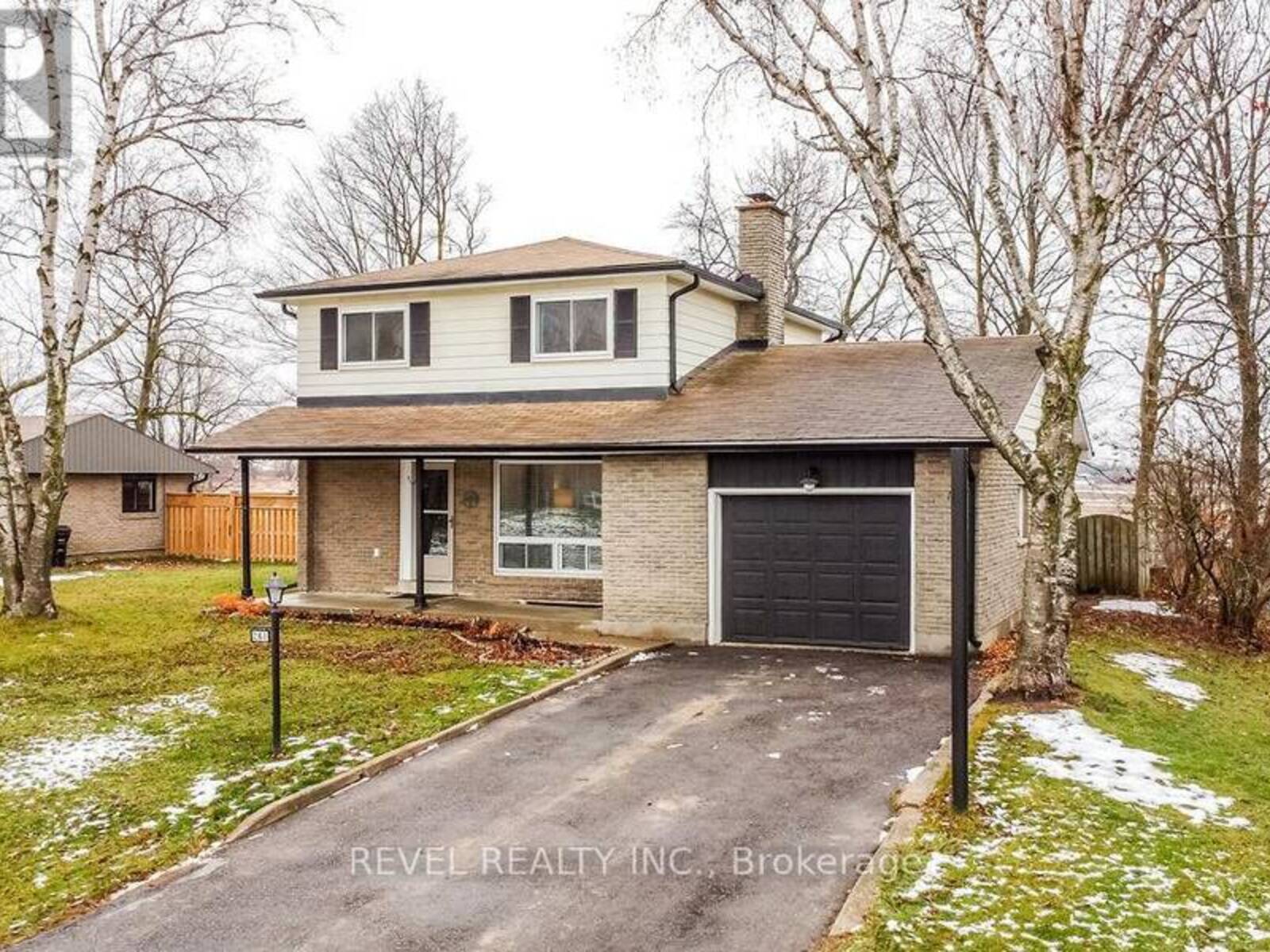 261 NELSON CRESCENT, Innisfil, Ontario L9S 1E5