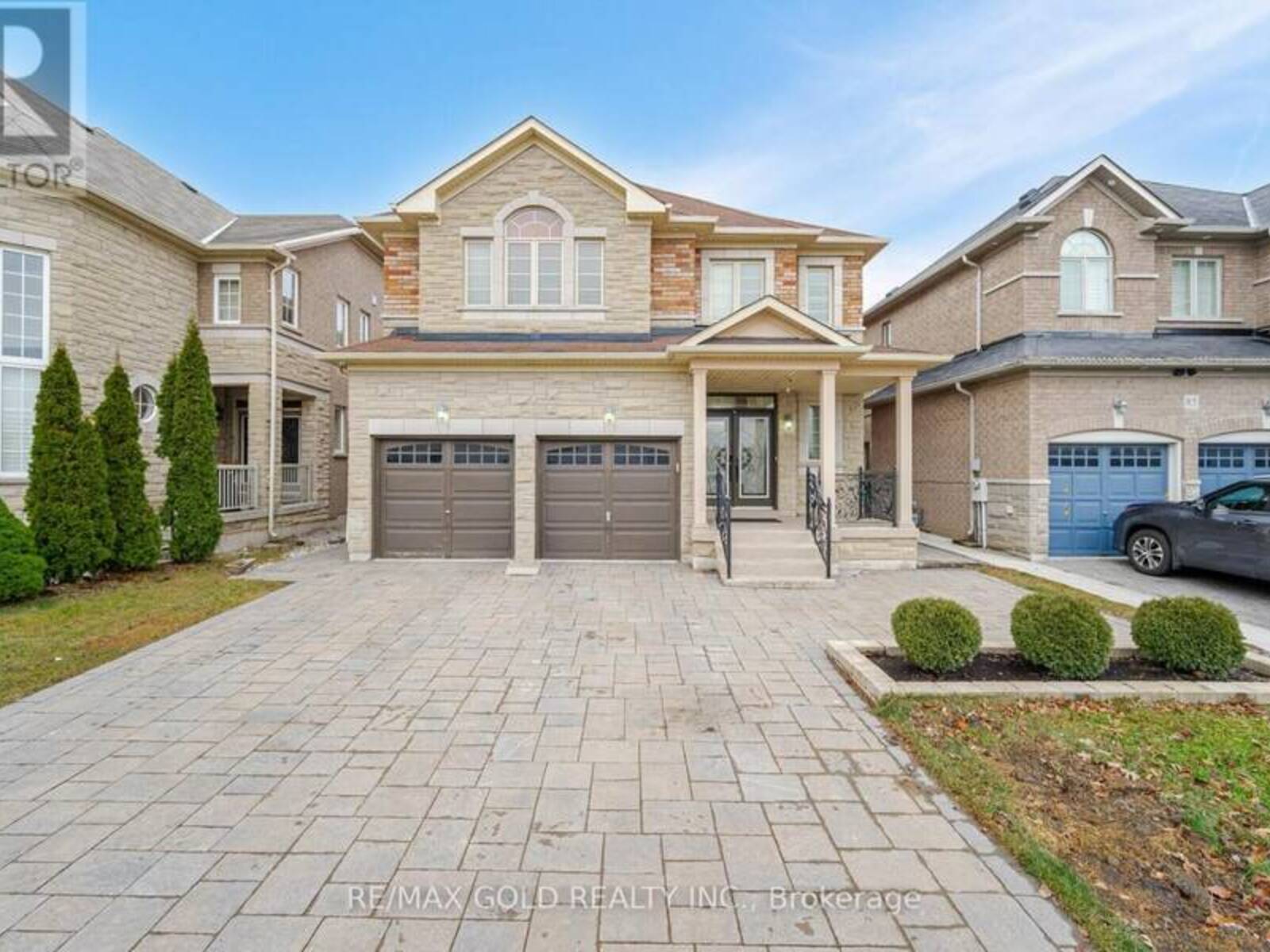 83 PANNAHILL DRIVE, Brampton, Ontario L6P 2Y2