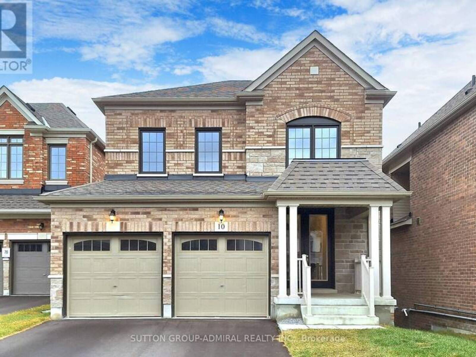 10 MEADOW VISTA CRESCENT, East Gwillimbury, Ontario L9N 0T4