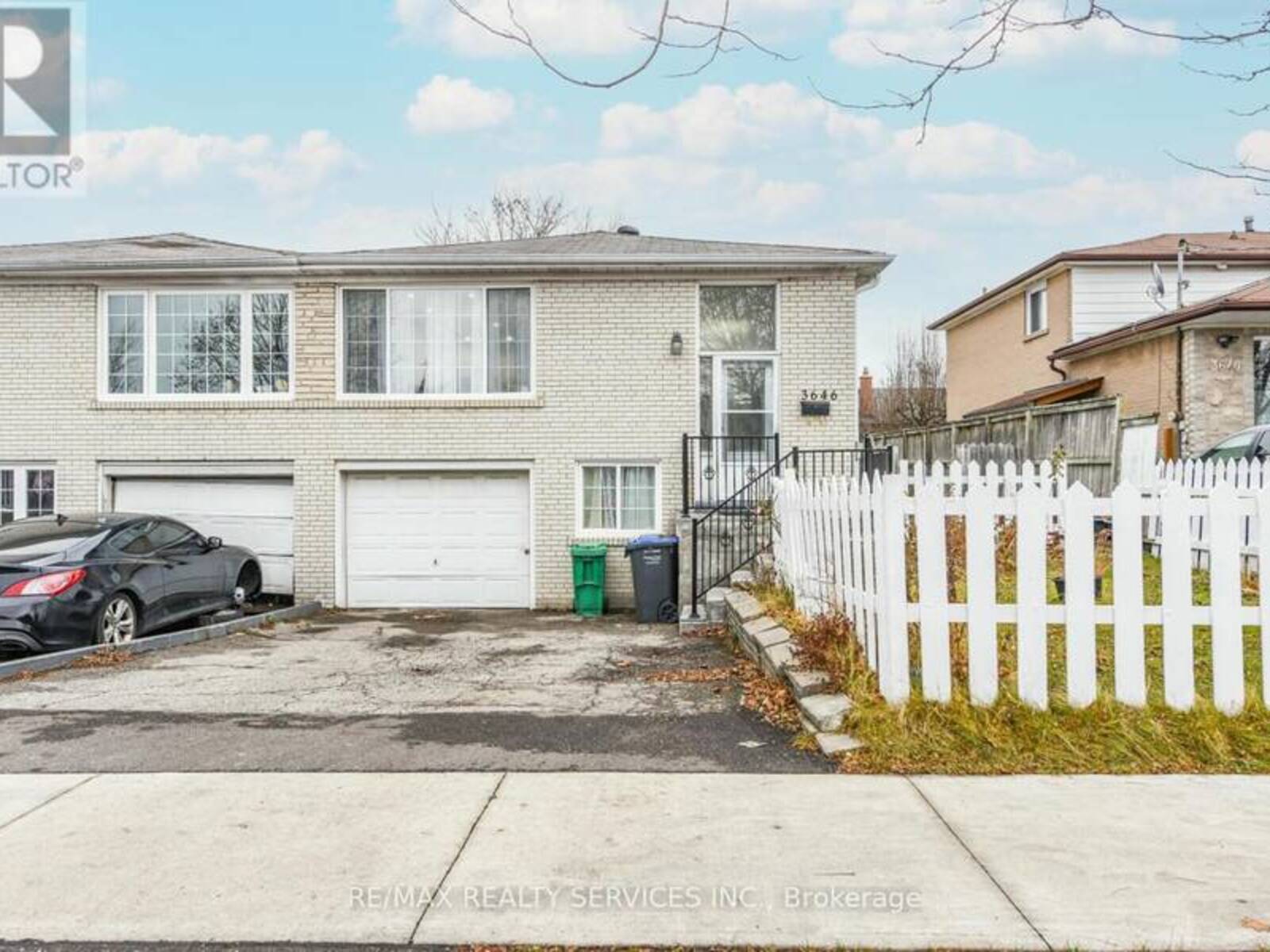 3646 CORLISS CRESCENT, Mississauga, Ontario L4T 2Z1