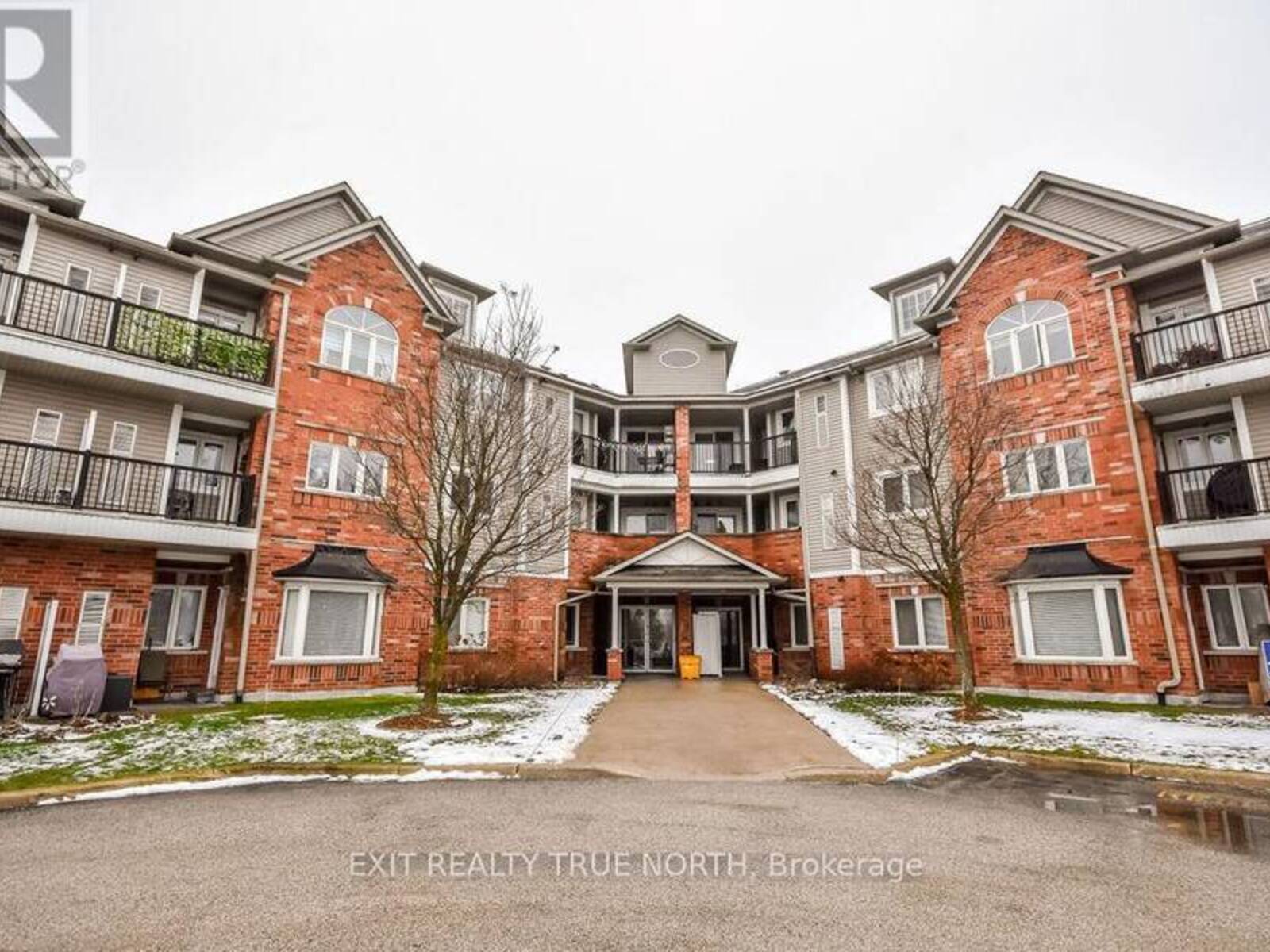 220 - 16 WESTBURY ROAD, Wasaga Beach, Ontario L9Z 0B8