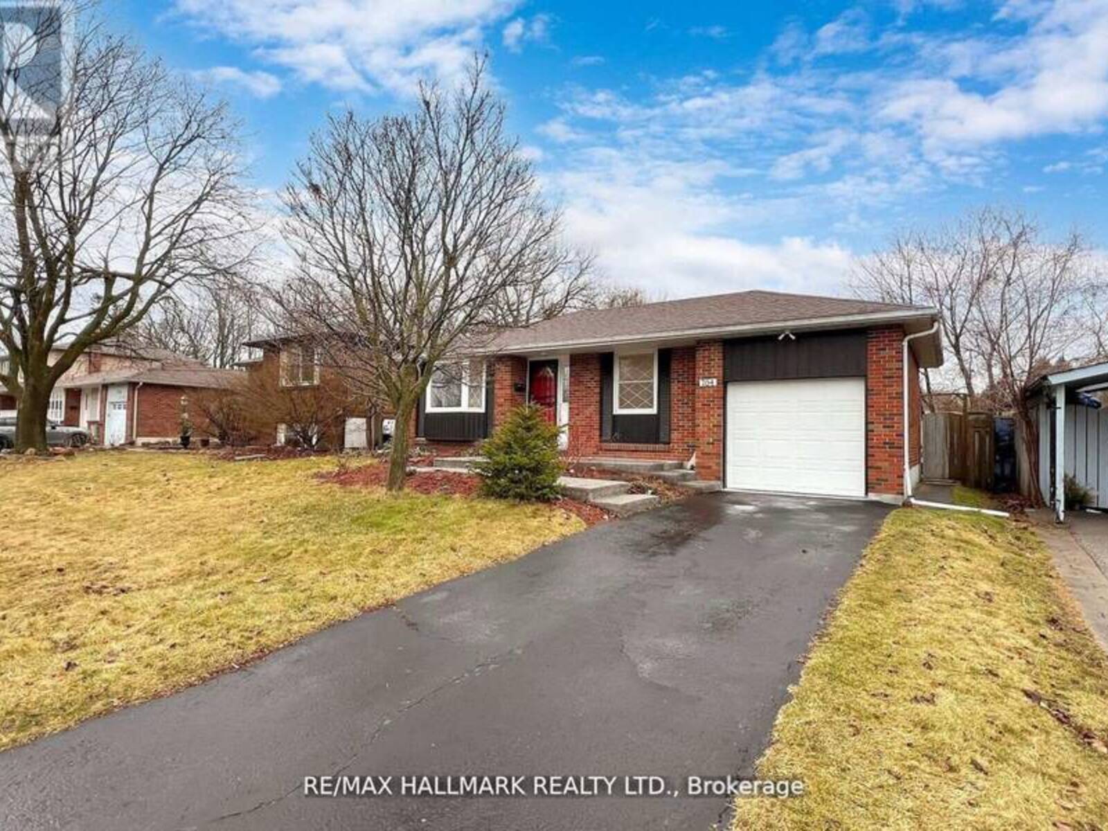 764 HILLCREST ROAD, Pickering, Ontario L1W 2P4