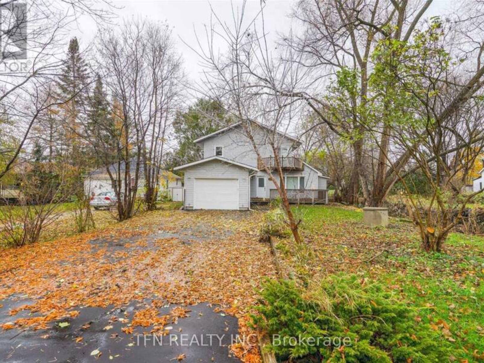 986 ROBINSON STREET, Innisfil, Ontario L0L 1C0