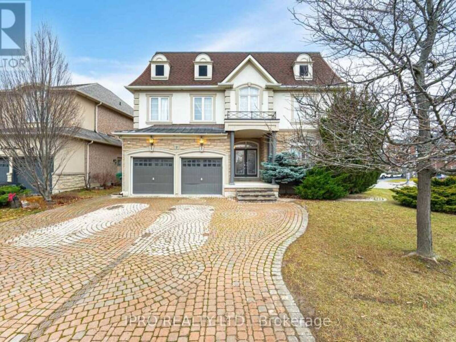 2 HUGO ROAD, Brampton, Ontario L6P 1W4