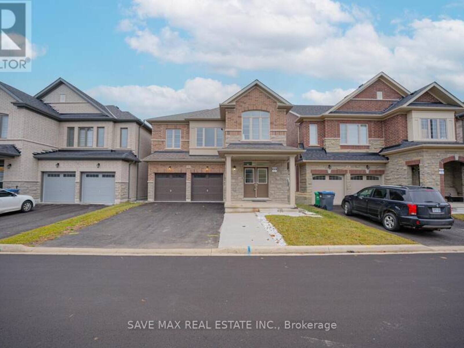 46 EASTMAN DRIVE, Brampton, Ontario L6X 5S5