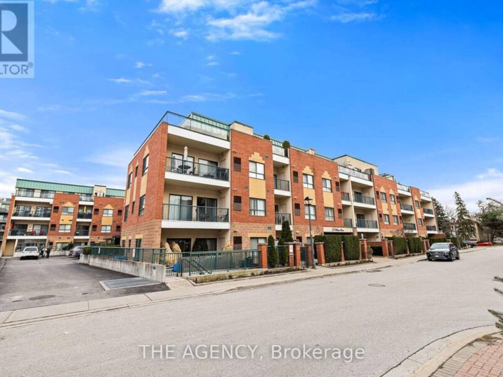 PH5 - 33 WALLACE STREET, Vaughan, Ontario L4L 9L4