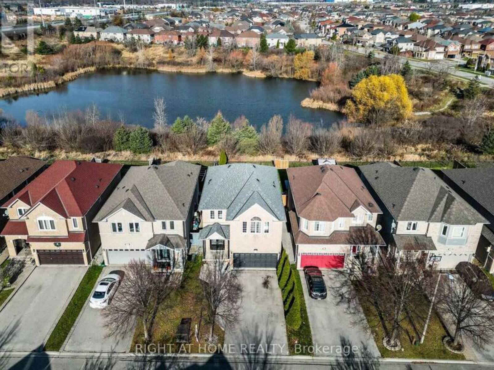 137 QUEEN ISABELLA CRESCENT, Vaughan, Ontario L6A 3J7