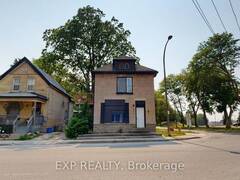 553 QUEBEC STREET London Ontario, N5W 3Y9