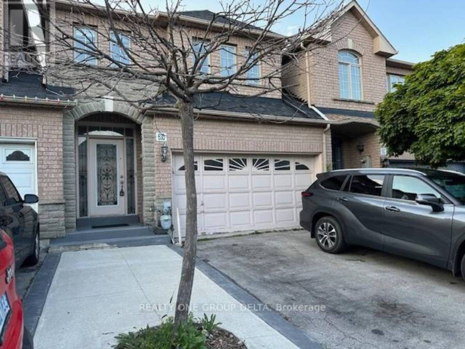 63D VIEW GREEN CRESCENT, Toronto, Ontario M9W 7E1