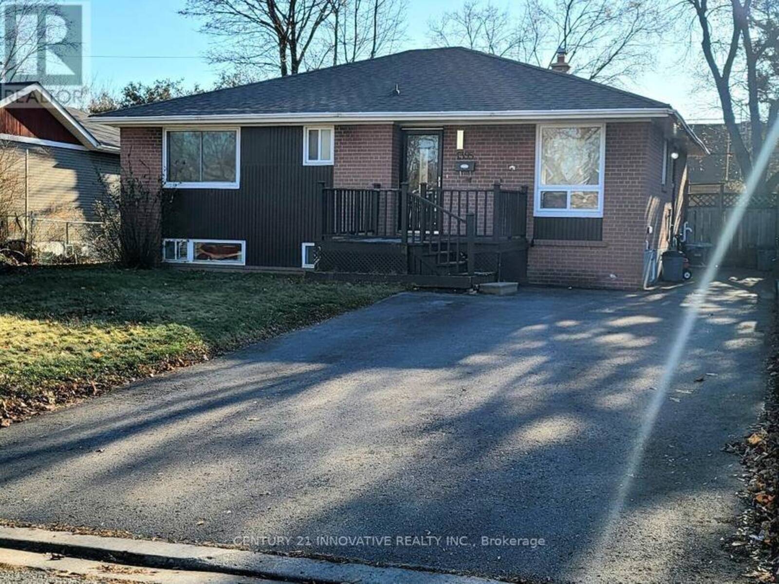 1395 FORDON AVENUE, Pickering, Ontario L1W 1K1