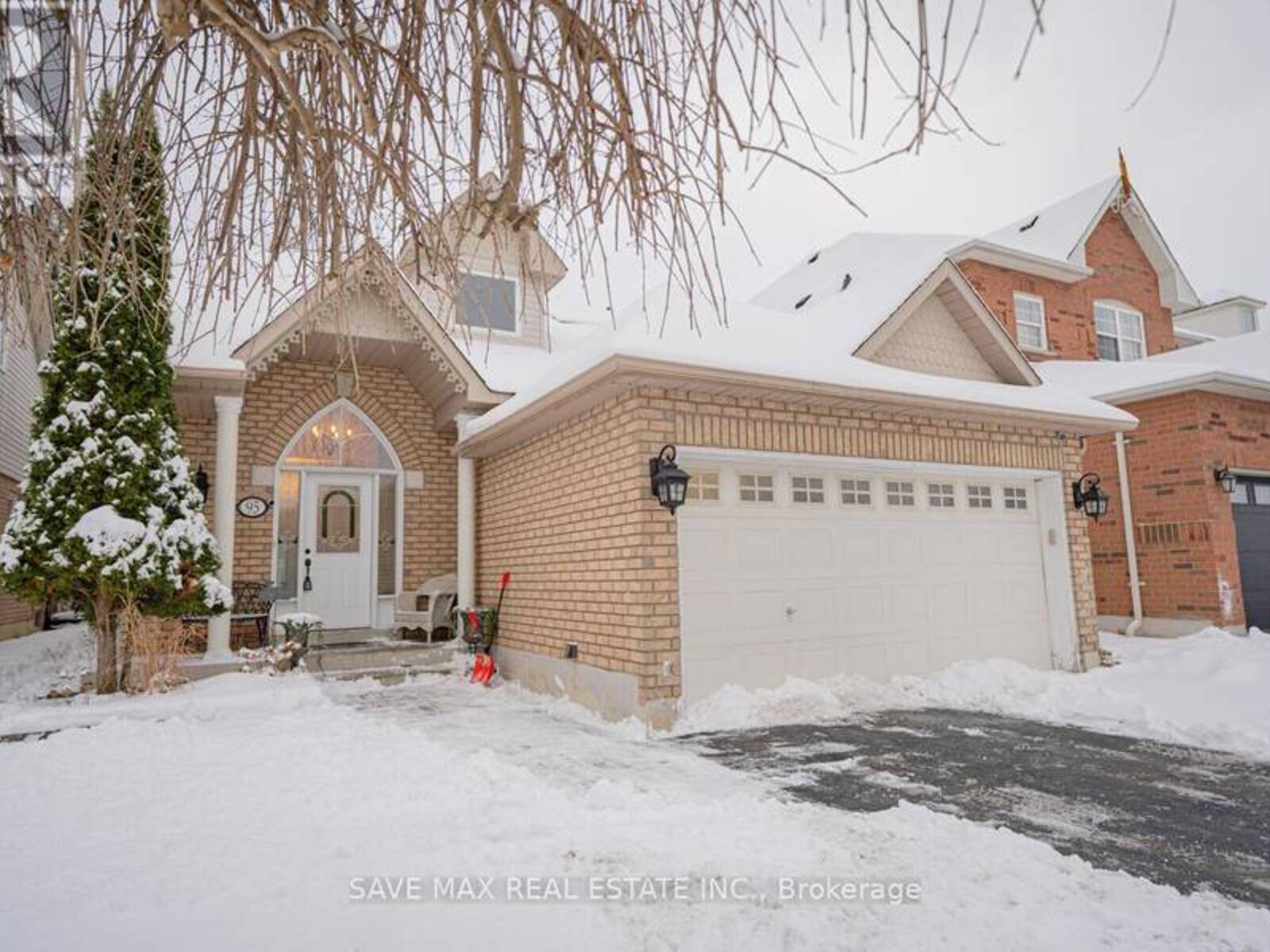 95 OLD COLONY ROAD, Richmond Hill, Ontario L4E 3X2