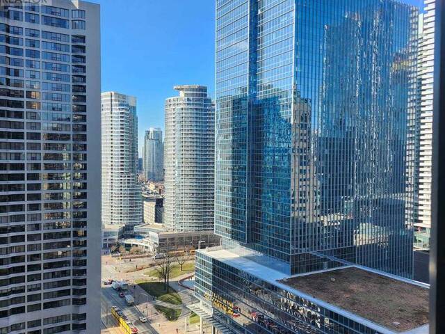 2430 - 33 HARBOUR SQUARE Toronto Ontario, M5J 2G2