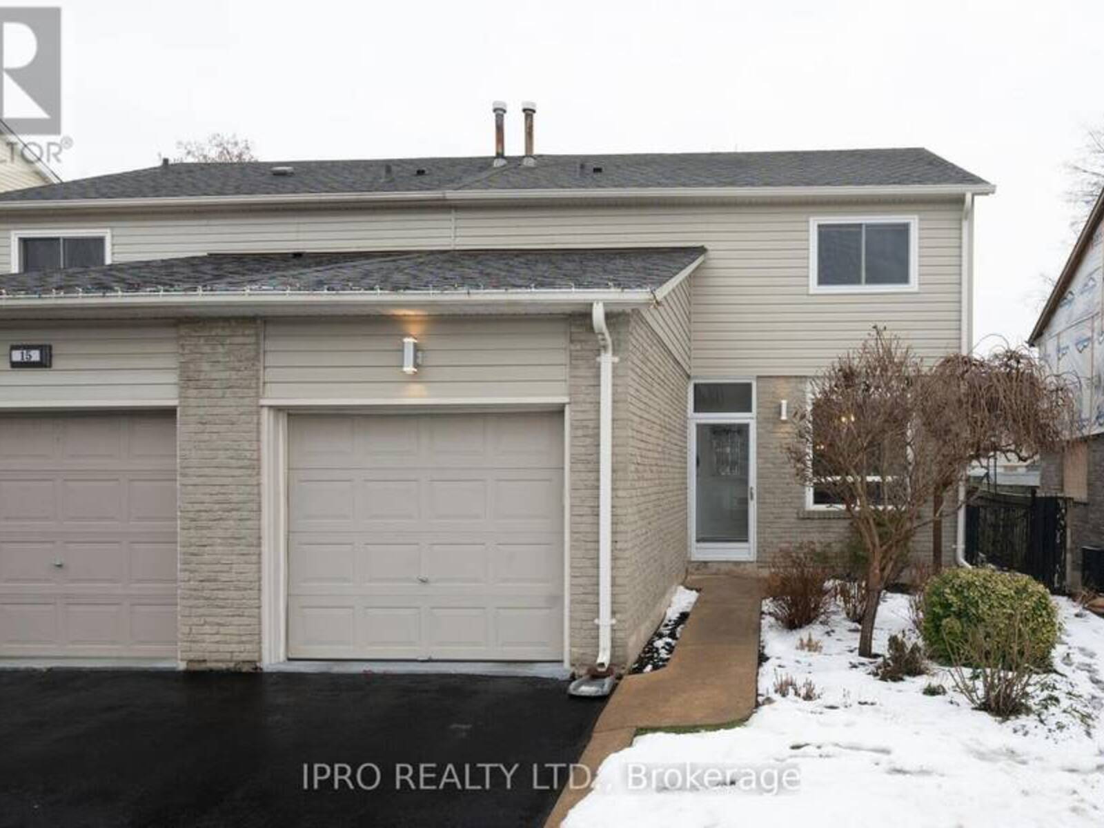 13 SPARKLETT CRESCENT, Brampton, Ontario L6Z 4A6