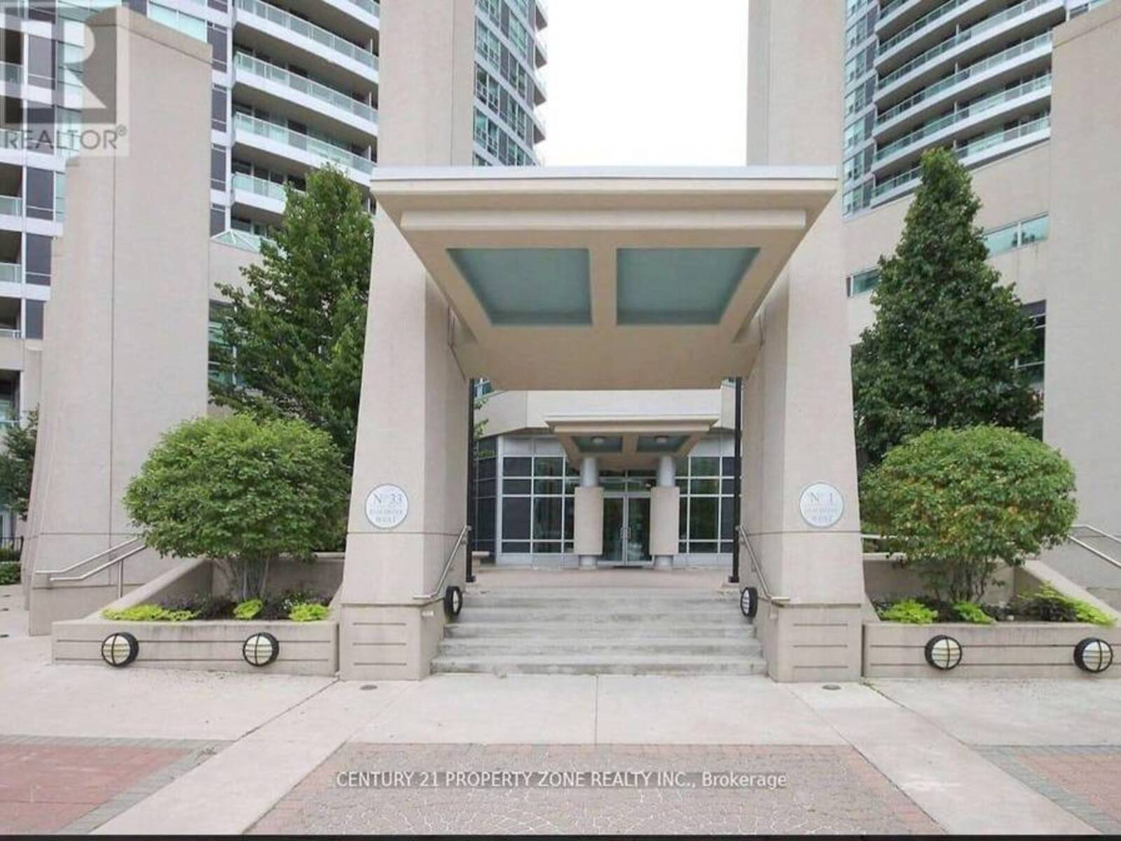 405 - 33 ELM DRIVE, Mississauga, Ontario L5B 4M2