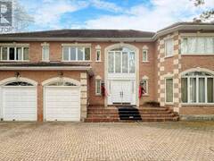 11 VERNHAM AVENUE Toronto Ontario, M2L 2B1