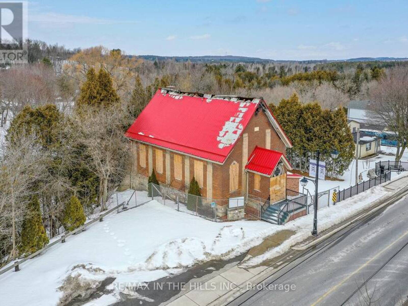 1532 QUEEN STREET, Alton, Ontario L7K 0C2