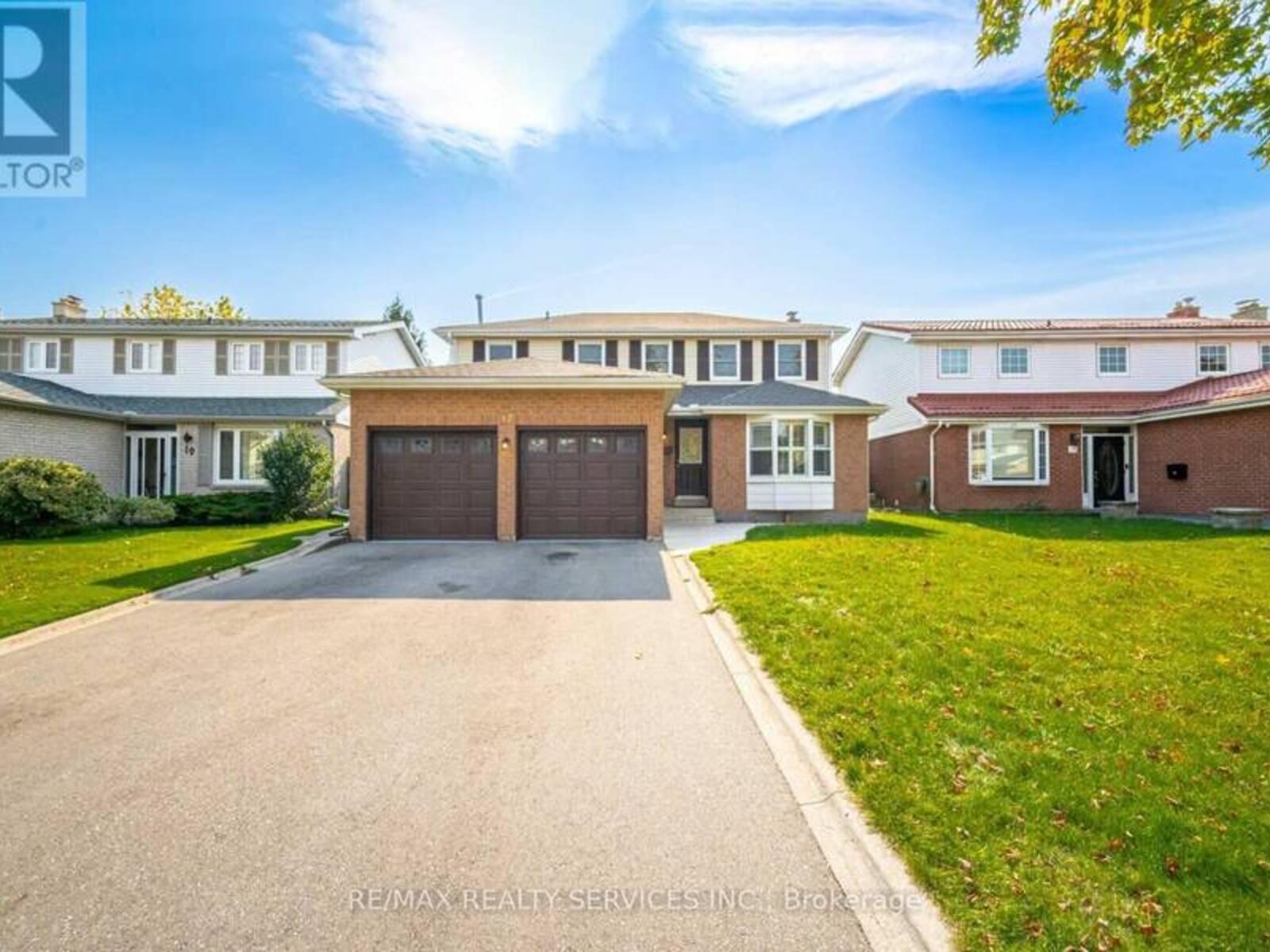 17 MACDOUGALL DRIVE, Brampton, Ontario L6S 3P4