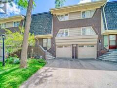 83 FLAMING ROSE WAY Toronto Ontario, M2N 5W8