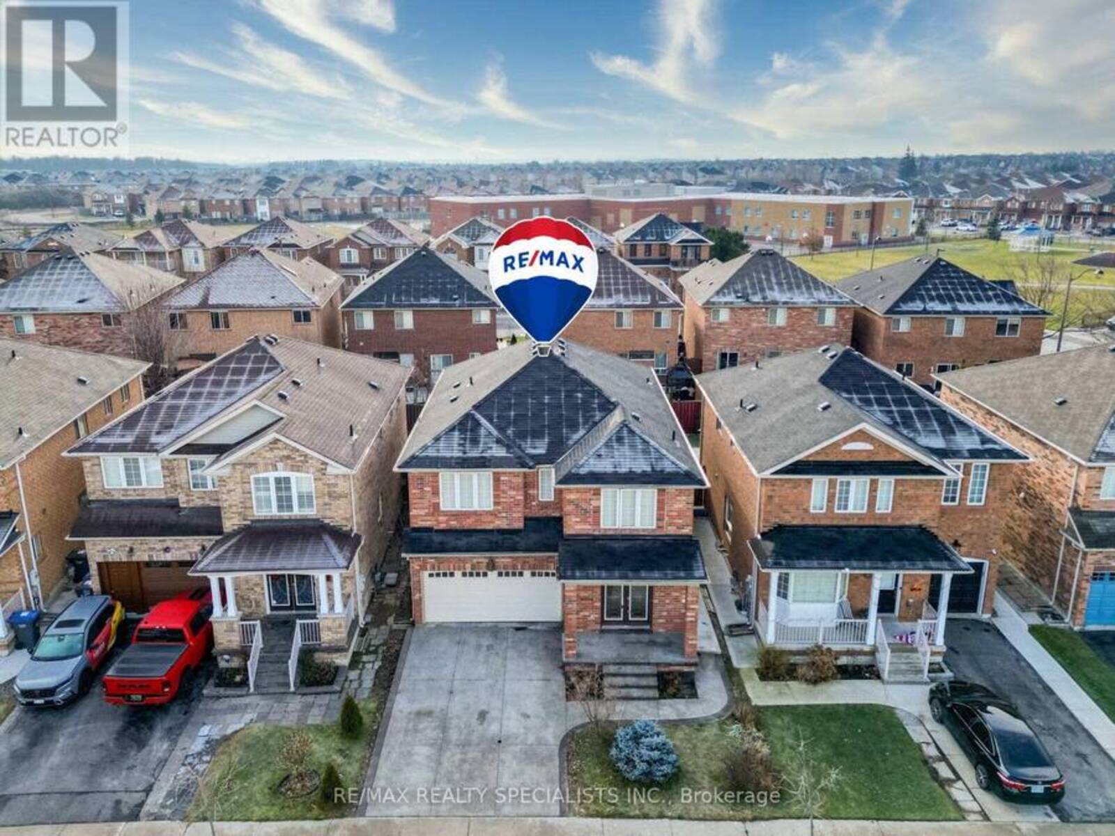 11 STILLMAN DRIVE, Brampton, Ontario L6X 0T2