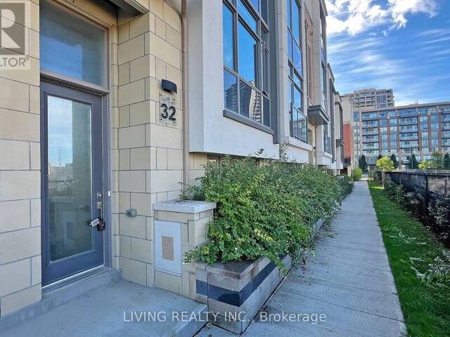 32 TEASEL WAY Markham Ontario, L3R 9S3