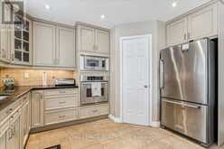 1413 THISTLEDOWN ROAD | Oakville Ontario | Slide Image Seventeen