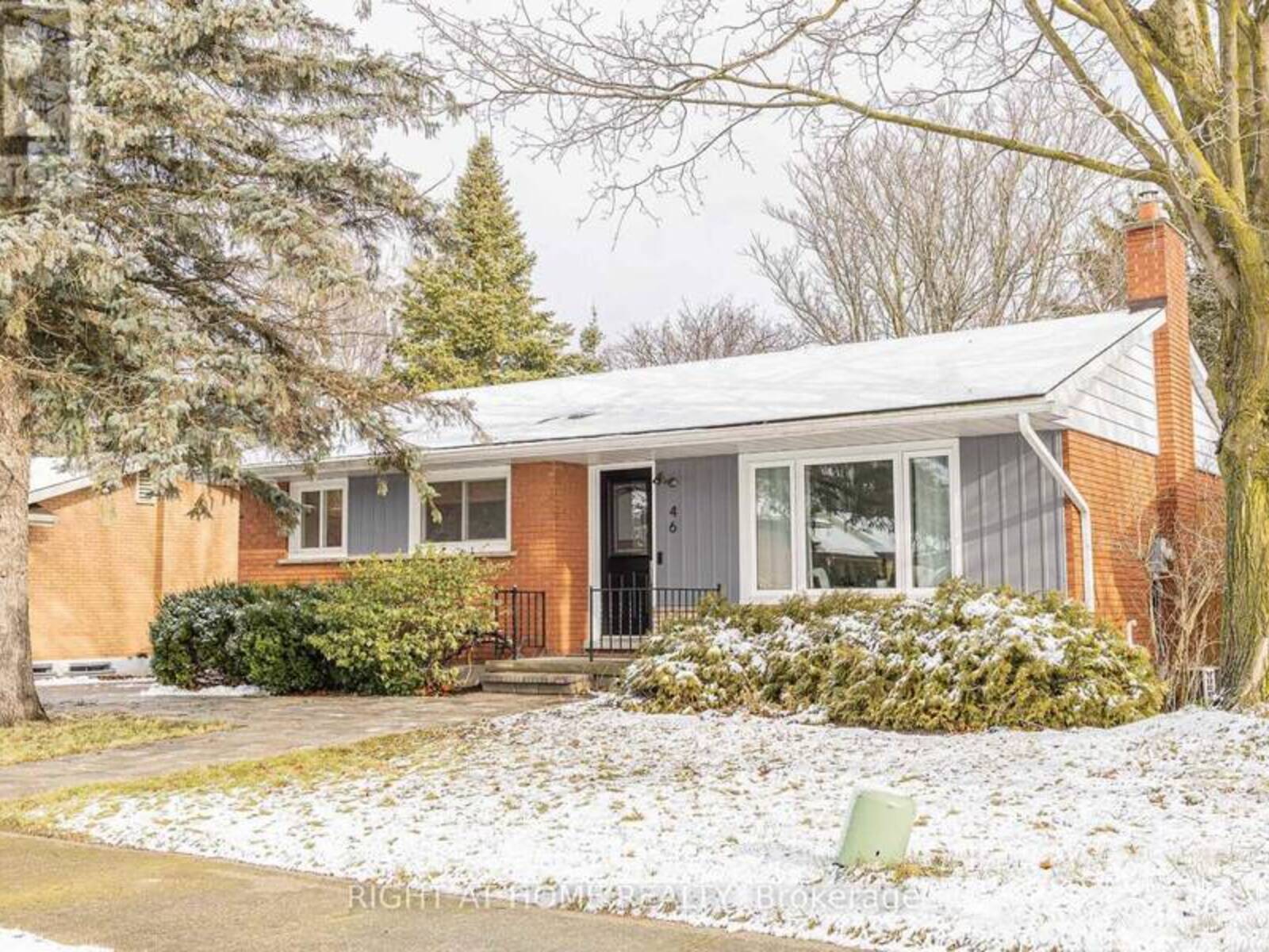 46 MEADOW CRESCENT, Kitchener, Ontario N2M 4E7