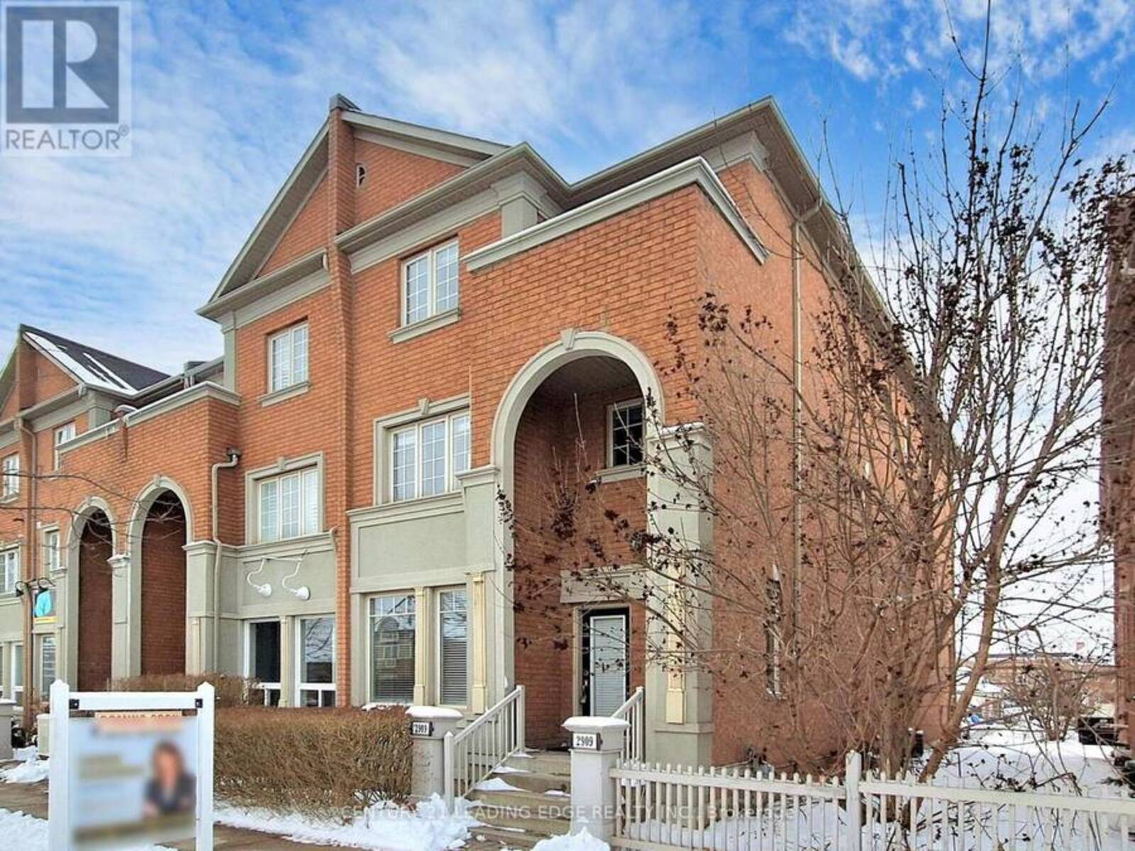 2909 BUR OAK AVENUE, Markham, Ontario L6B 1E5