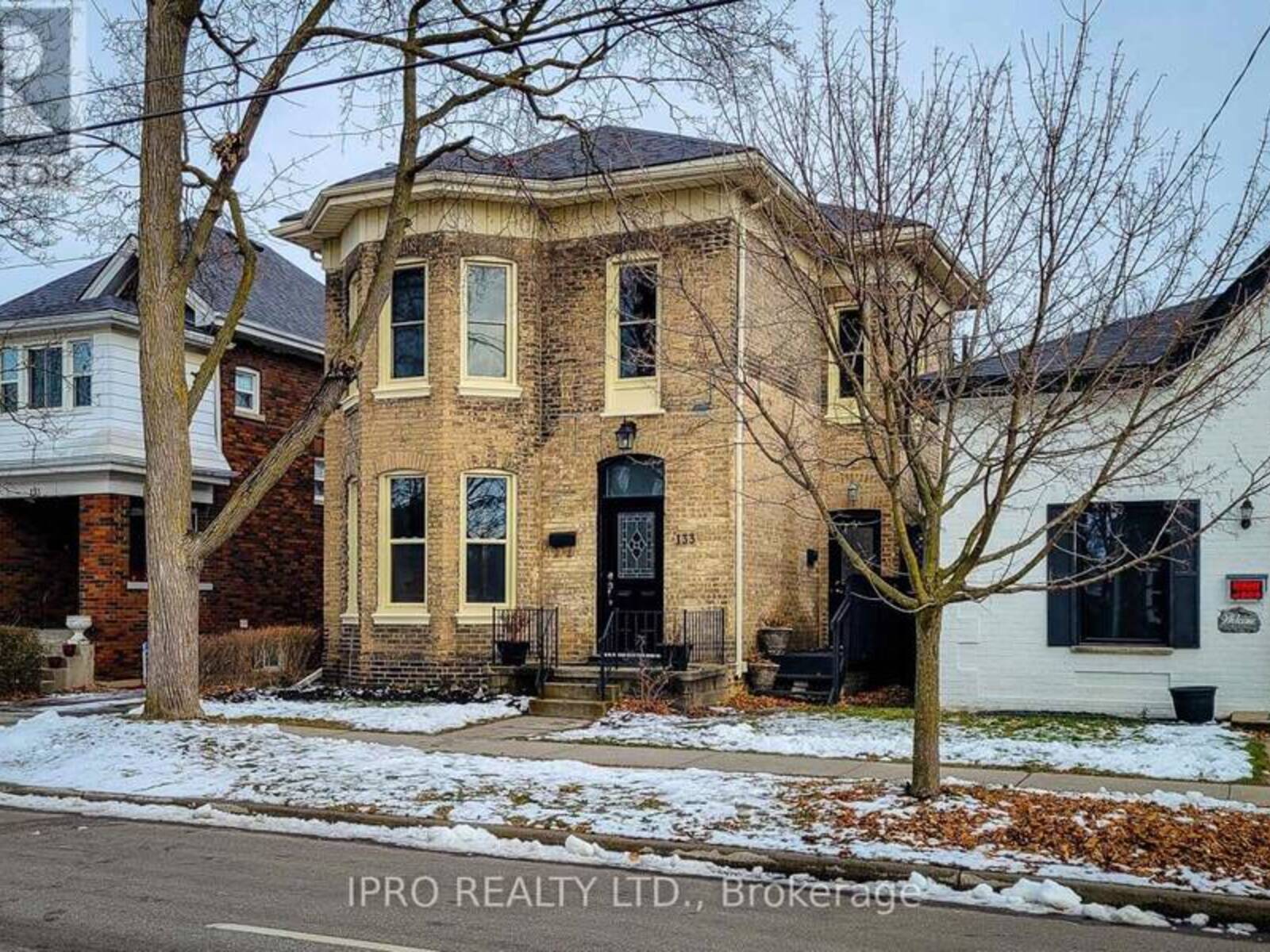 133 WILLIAM STREET, Brantford, Ontario N3T 3L2