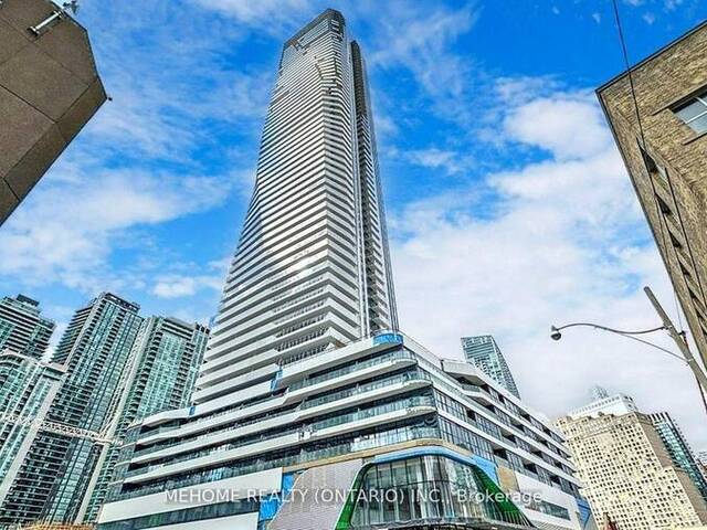 2507 - 28 FREELAND STREET Toronto Ontario, M5E 0E3