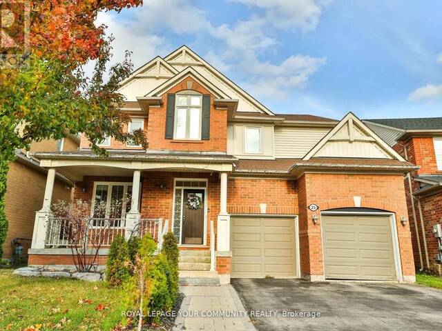 25 CLIFF GUNN ROAD Newmarket Ontario, L3X 3J8