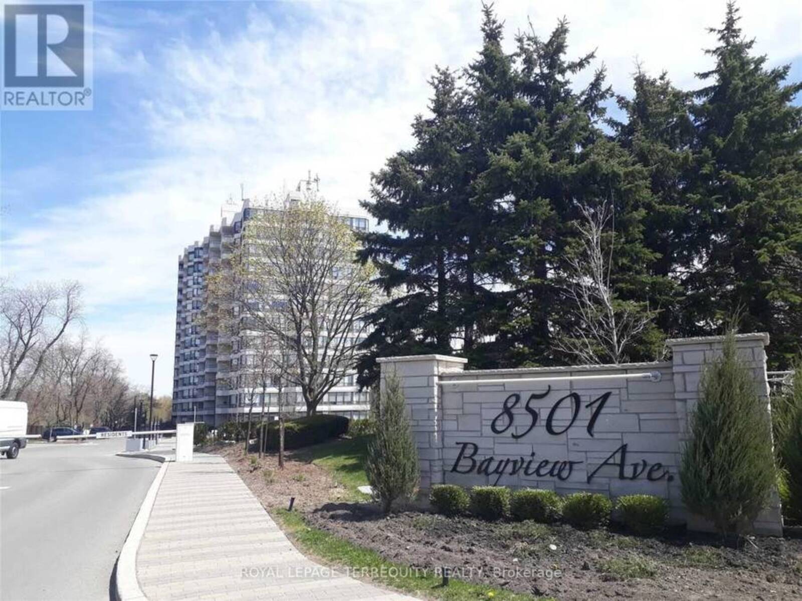 408 - 8501 BAYVIEW AVENUE, Richmond Hill, Ontario L4B 3J7