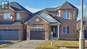 13 DEGRASSI COVE CIRCLE | Brampton Ontario | Slide Image Four