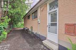 211 AXMINSTER DRIVE | Richmond Hill Ontario | Slide Image Sixteen