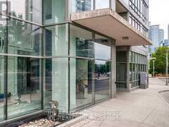 502 - 3 NAVY WHARF COURT Toronto Ontario, M5V 3V1