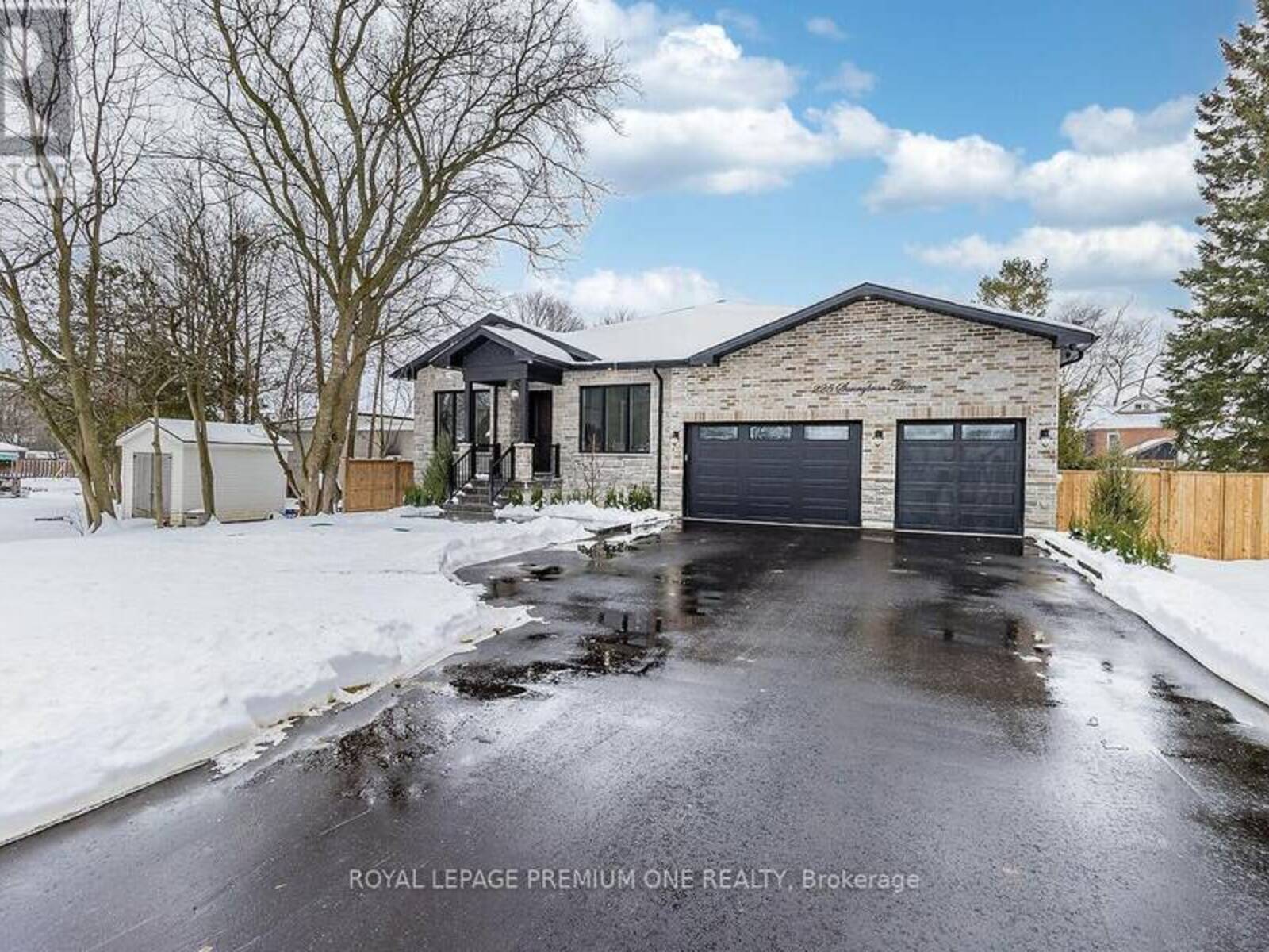 225 SUNNYBRAE AVENUE, Innisfil, Ontario L9S 1K4