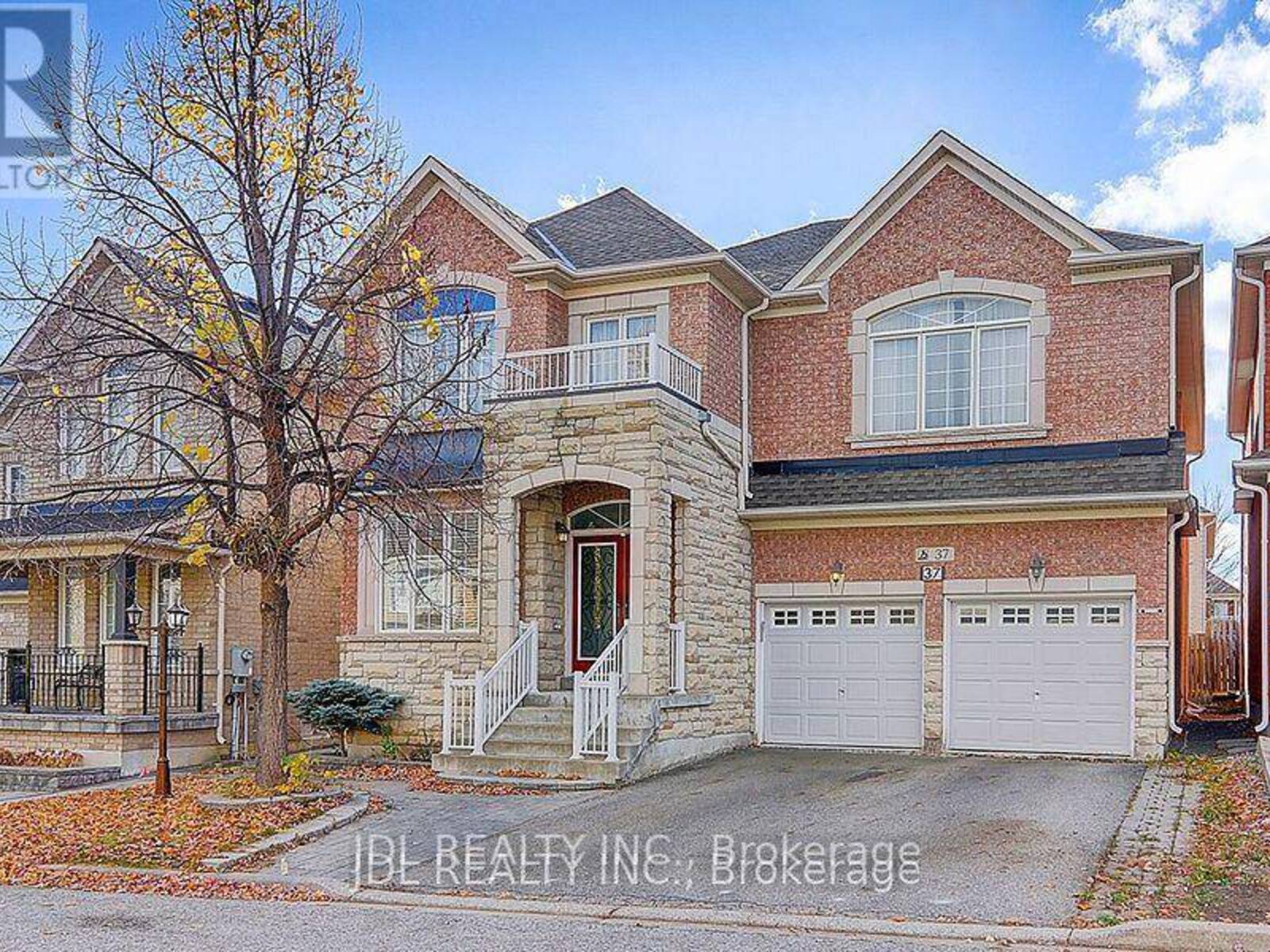 37 ARMANDO DRIVE, Markham, Ontario L6E 2G8