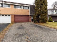 1 - 27 HEATHERSIDE DRIVE Toronto Ontario, M1W 1T6