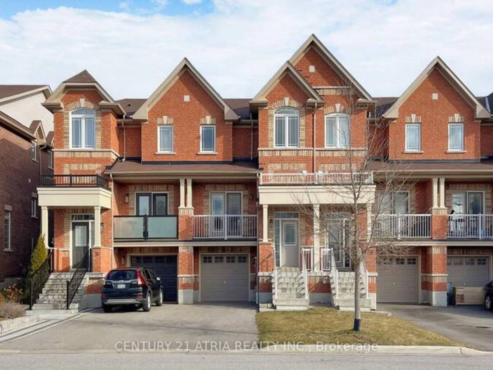 76 WIMBLEDON COURT, Whitby, Ontario L1P 0B7