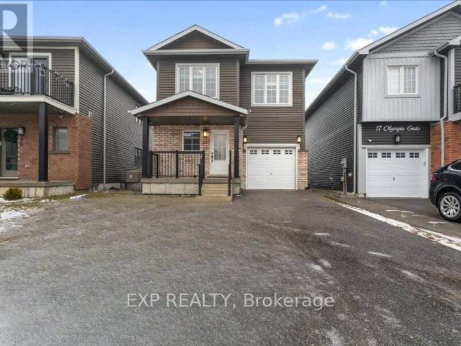 21 OLYMPIC GATE, Barrie, Ontario L9J 0H9