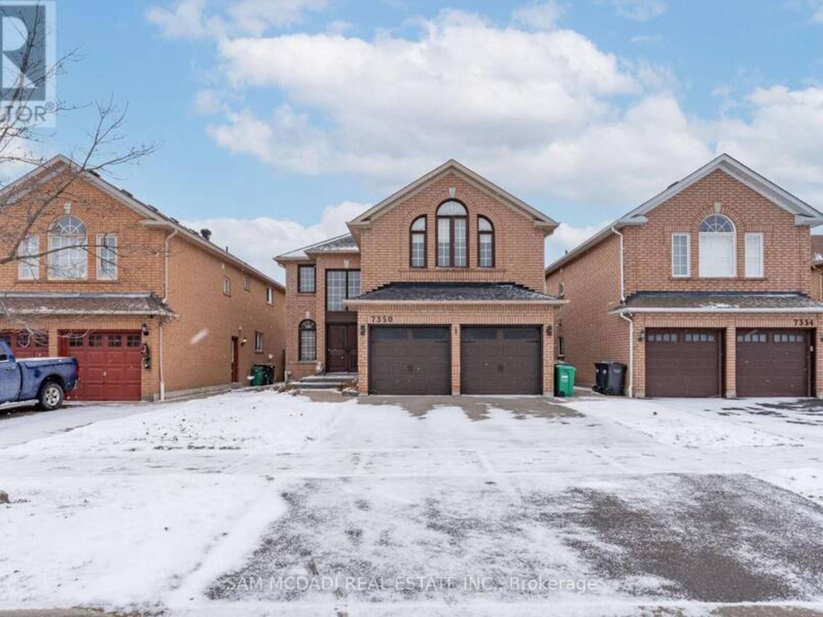 7350 BLACK WALNUT TRAIL, Mississauga, Ontario L5N 7M1